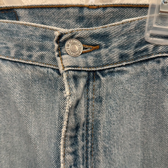 Vintage Levi's 550 Jeans Straight Leg Light Wash Size 14 Regular Fit - Picture 3 of 10